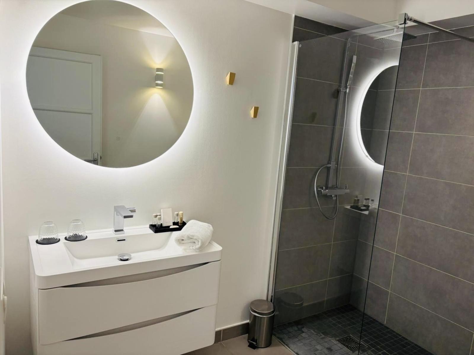 Appartements - Le Logis Versaillais Versailles Bagian luar foto